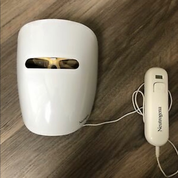 Neutrogena Other - Neutrogena Home Care Electronic Mask Pack model 71000 and 31000